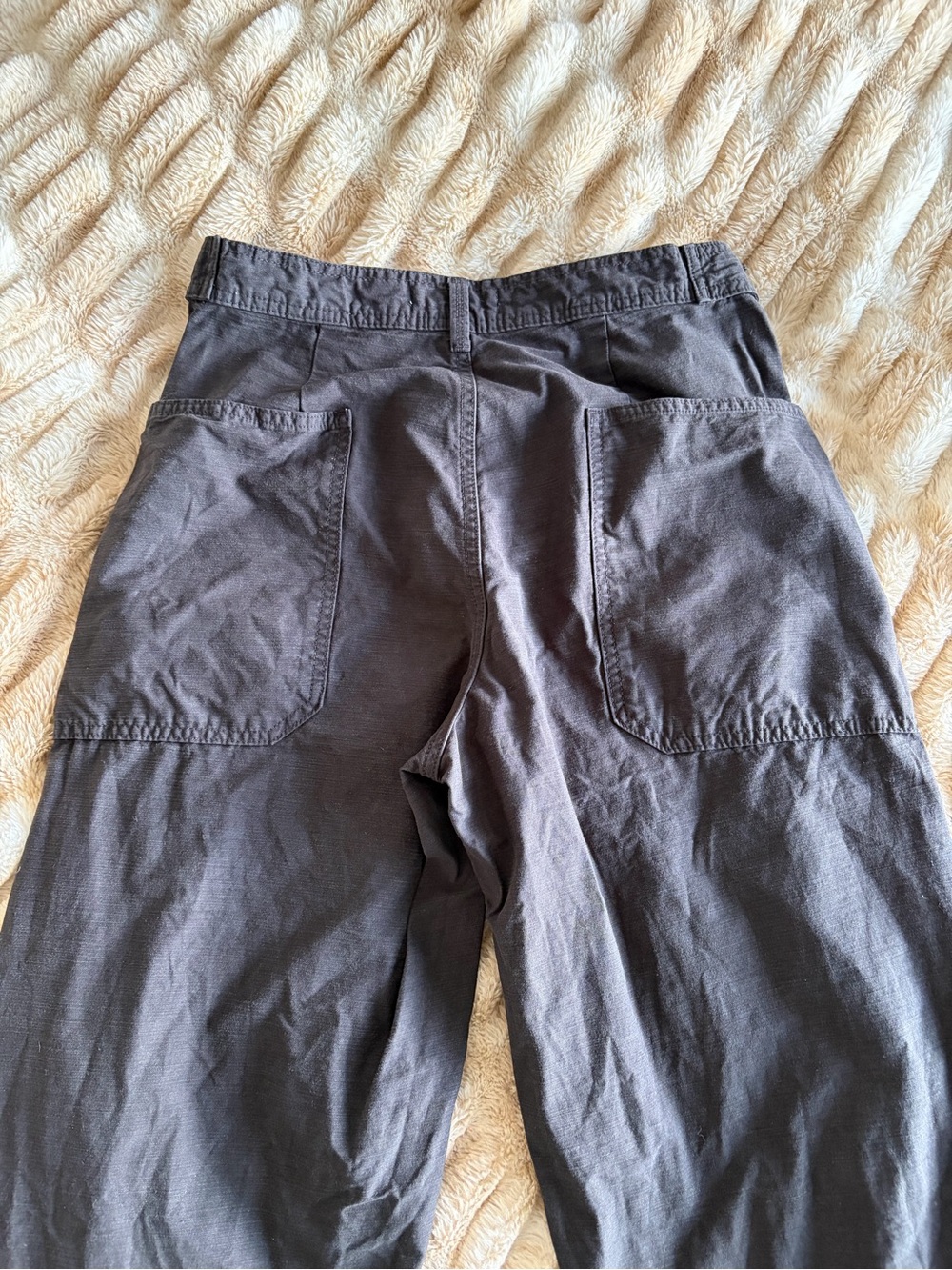 Everlane Barrel Fatigue Pants - Picture 5 of 9